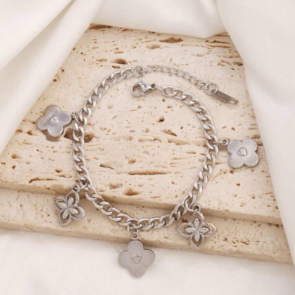 Silver Plated Stainless Steel Clover Charm Bracelet Tarnish Free